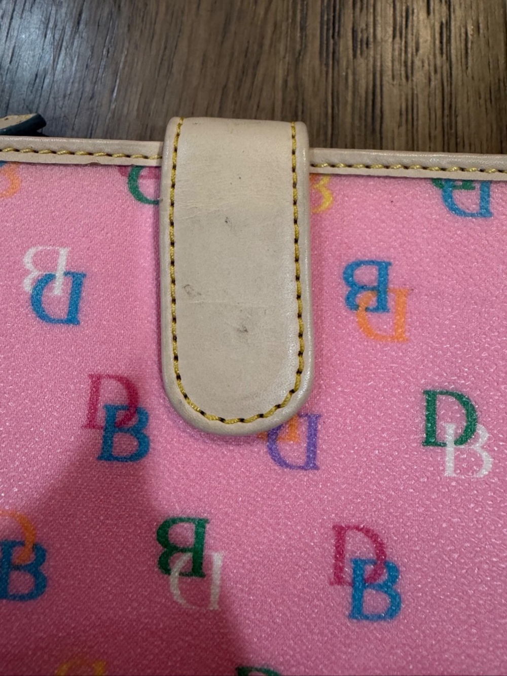 Dooney & Bourke DB Monogram Pink Wallet - Picture 2 of 9